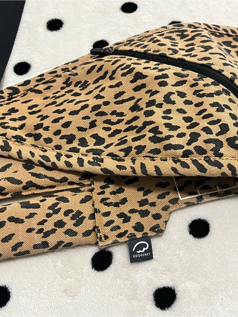 GOOSEKET Toddler Sling Hip Carrier - Brown Leopard Print